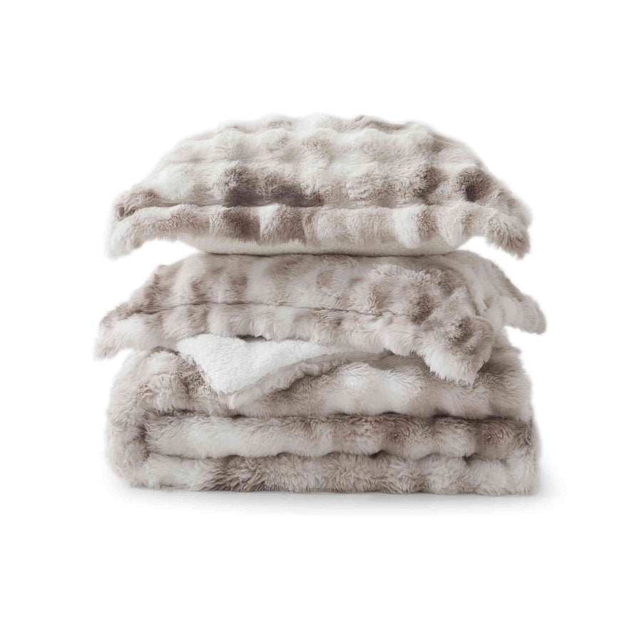 3 Piece Plush Reversible Faux Rabbit Fur Comforter Set