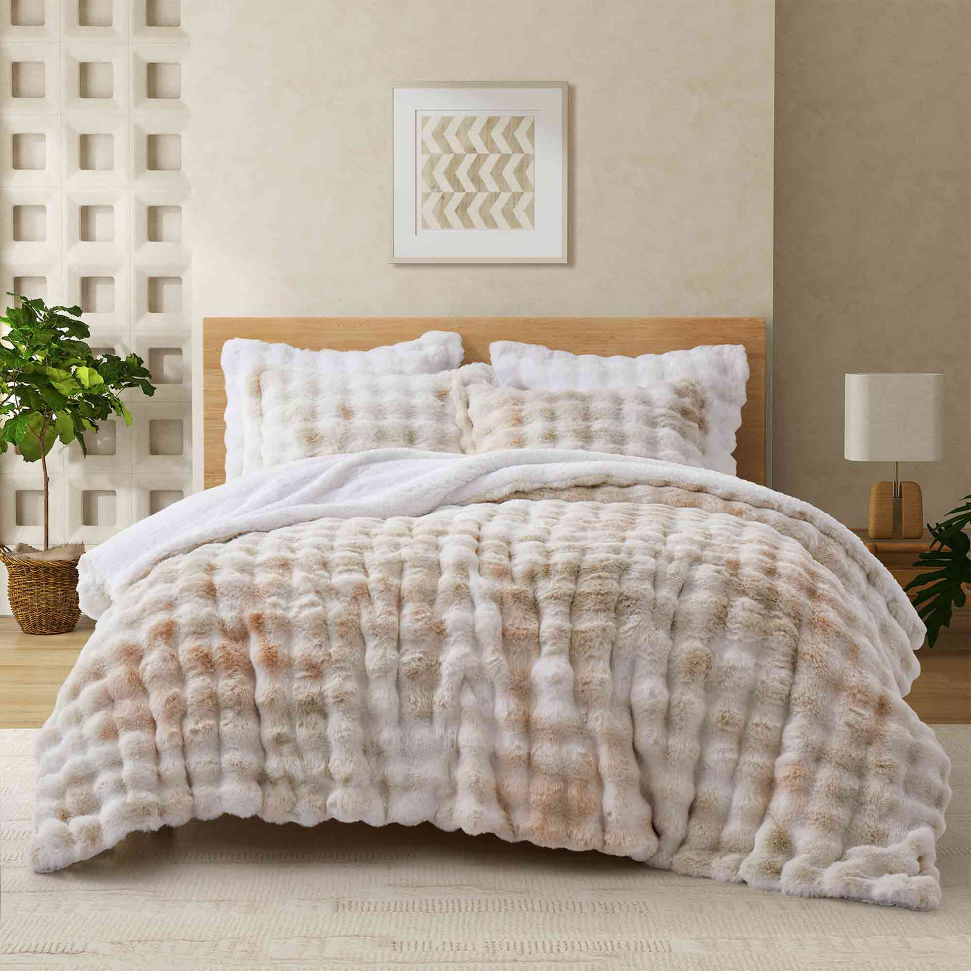 3 Piece Plush Reversible Faux Rabbit Fur Comforter Set