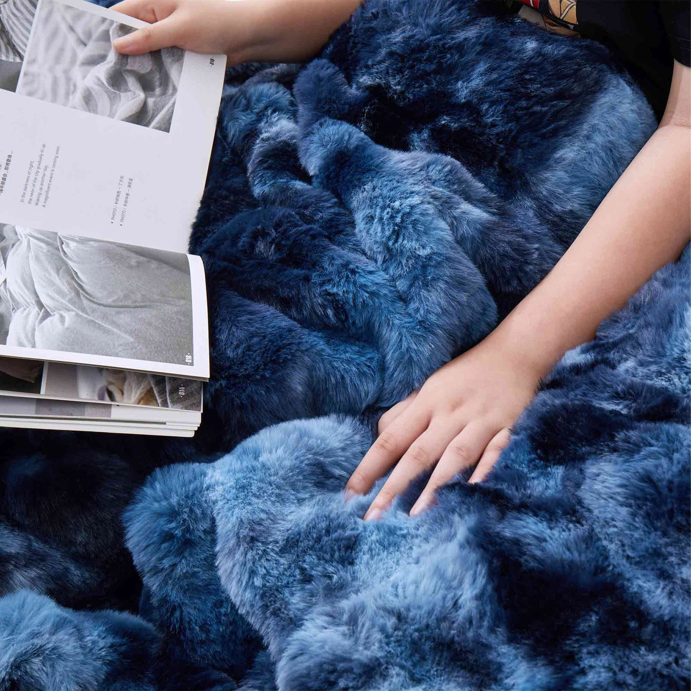 3 Piece Plush Reversible Faux Rabbit Fur Comforter Set