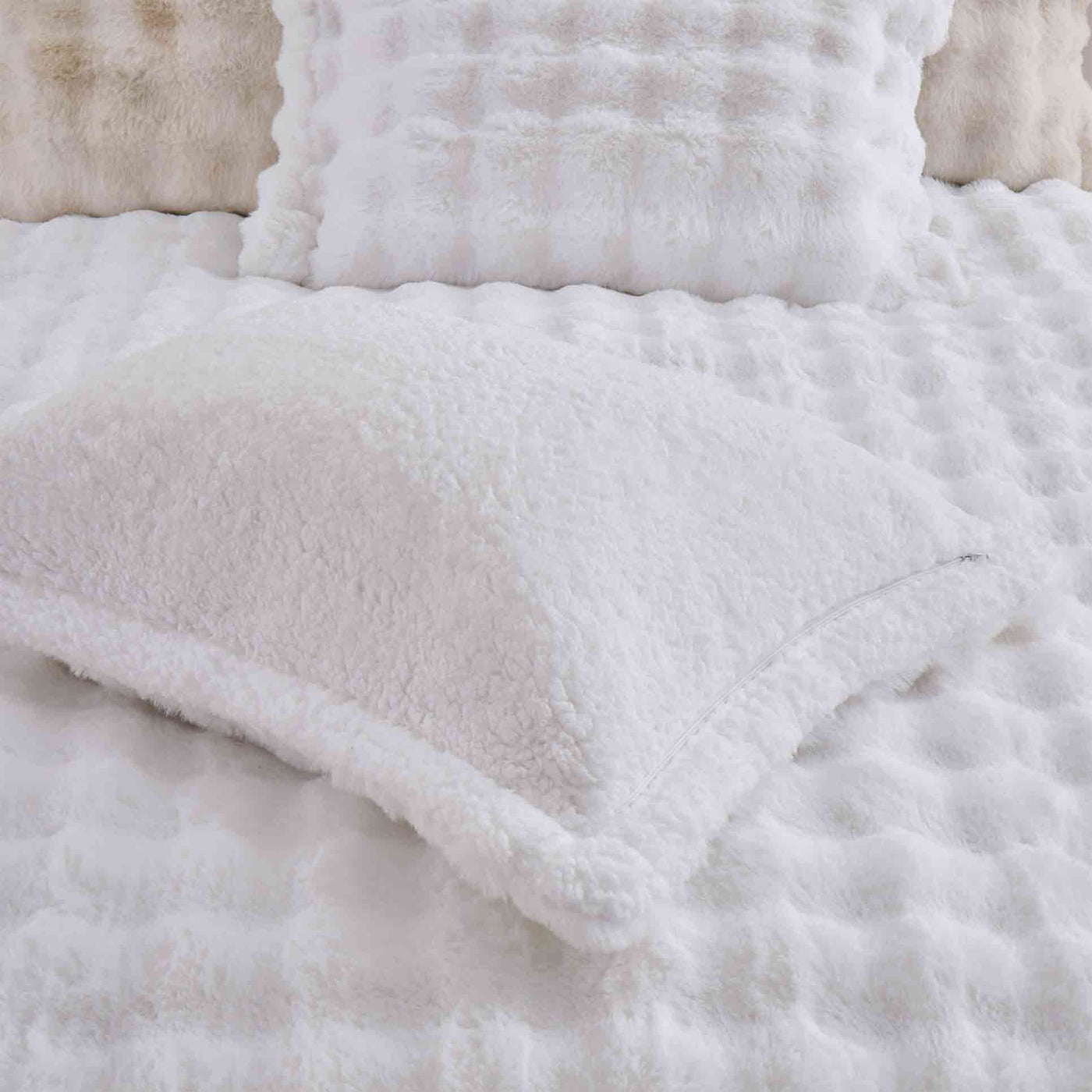 3 Piece Plush Reversible Faux Rabbit Fur Comforter Set