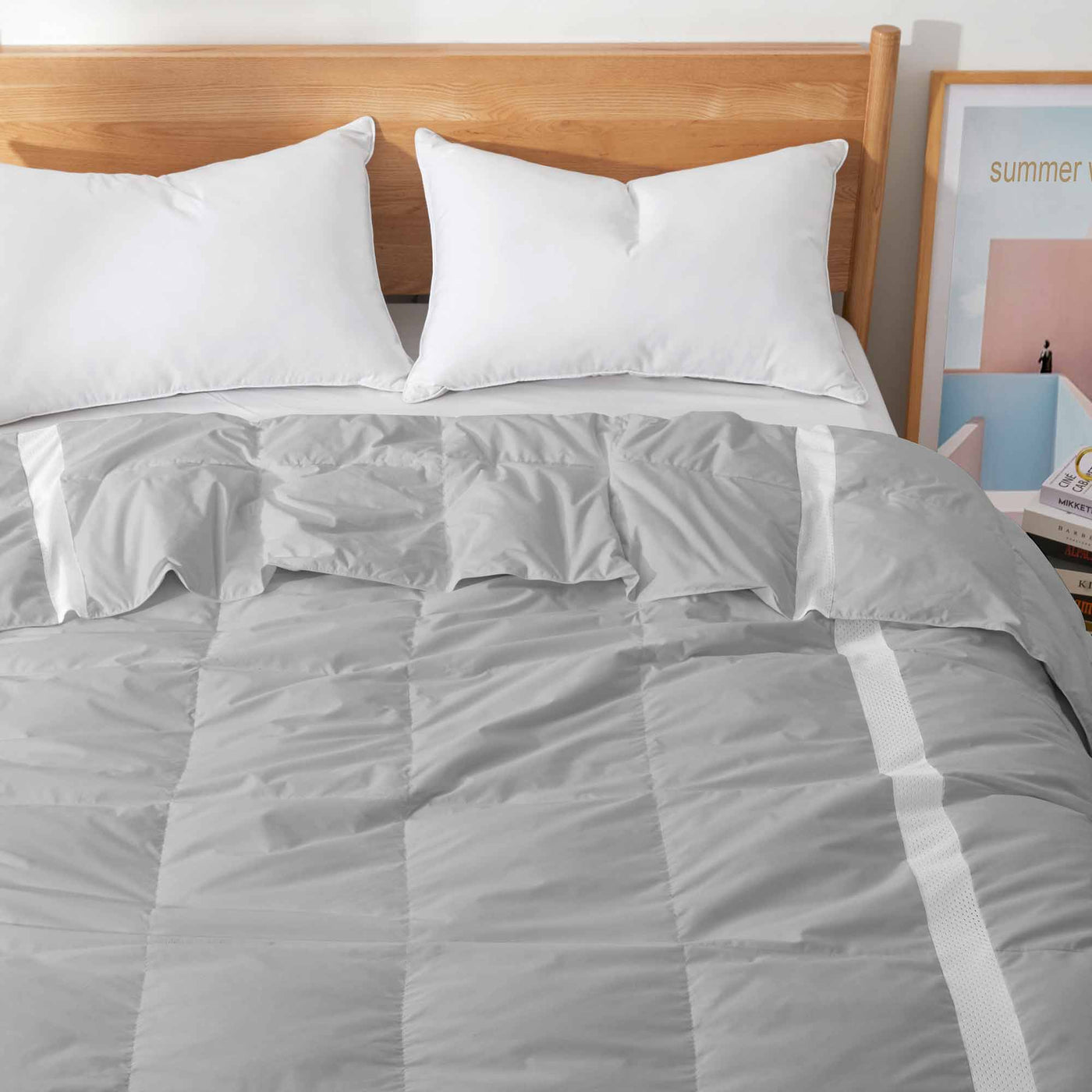 Ultra Lightweight Cooling Down Comforter