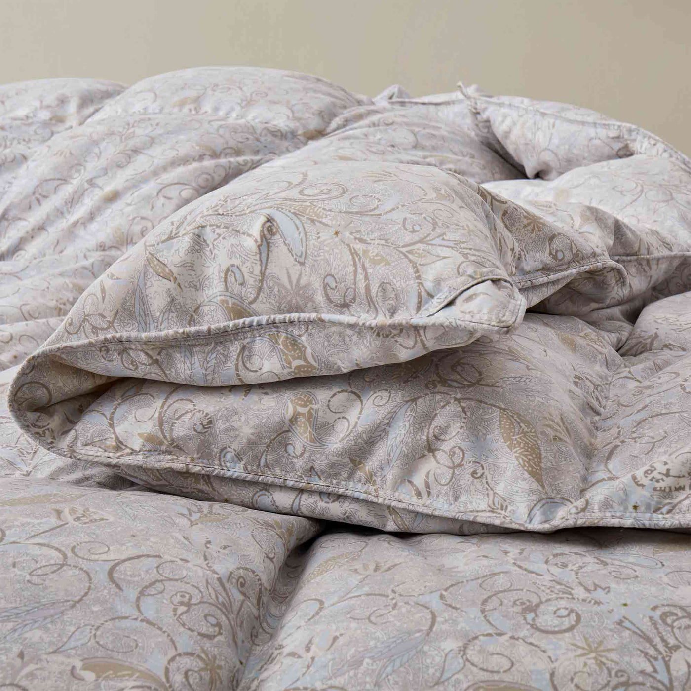 Goose Feather and Down Comforter