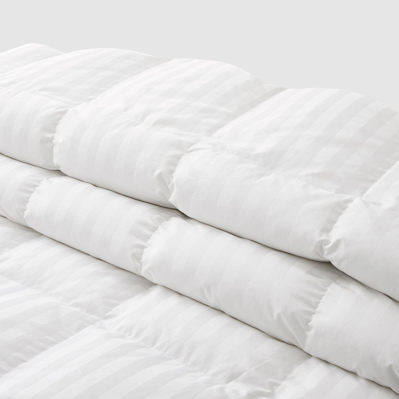All Seasons White Goose Down Comforter