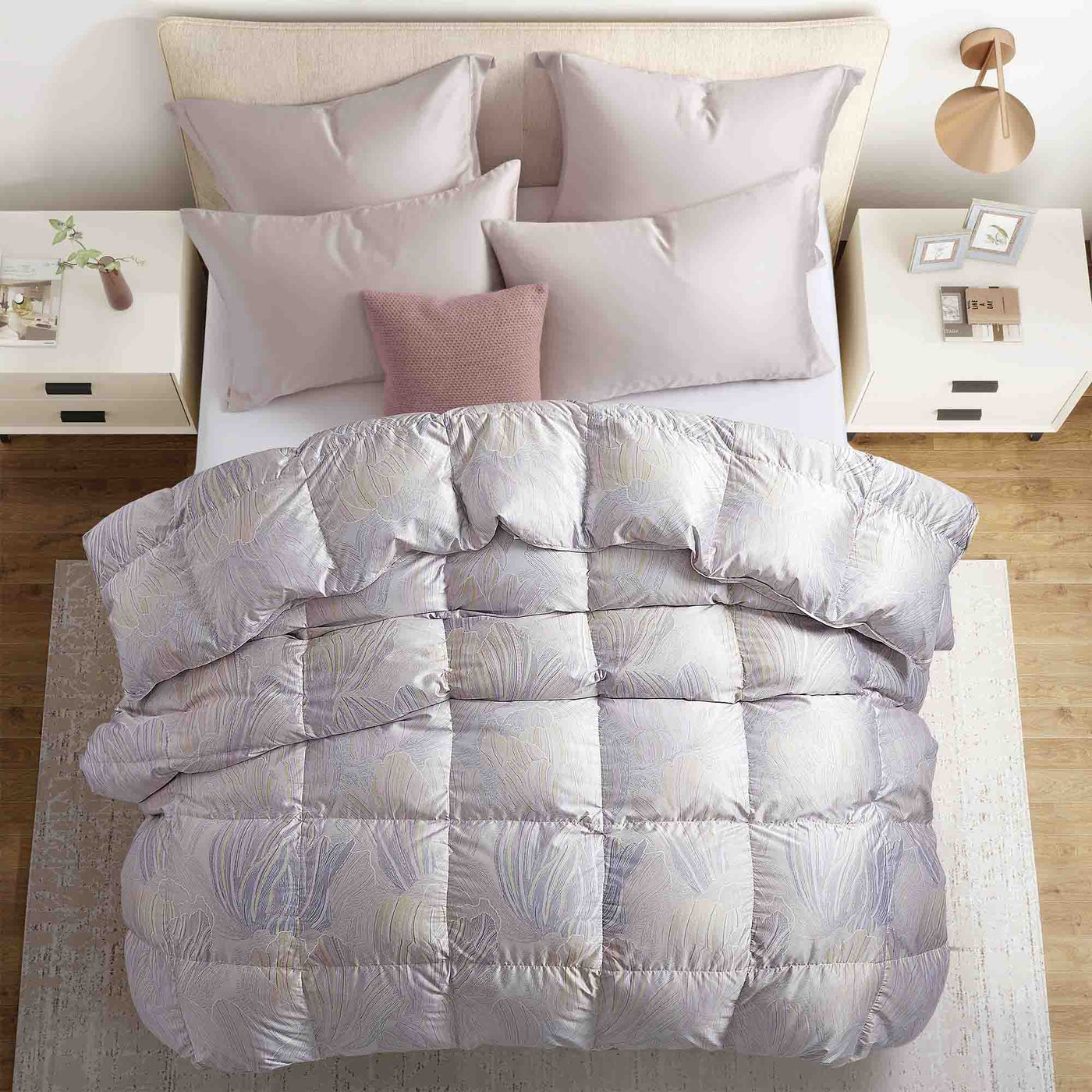 All Season Silk Covered 93% White Goose Down Comforter