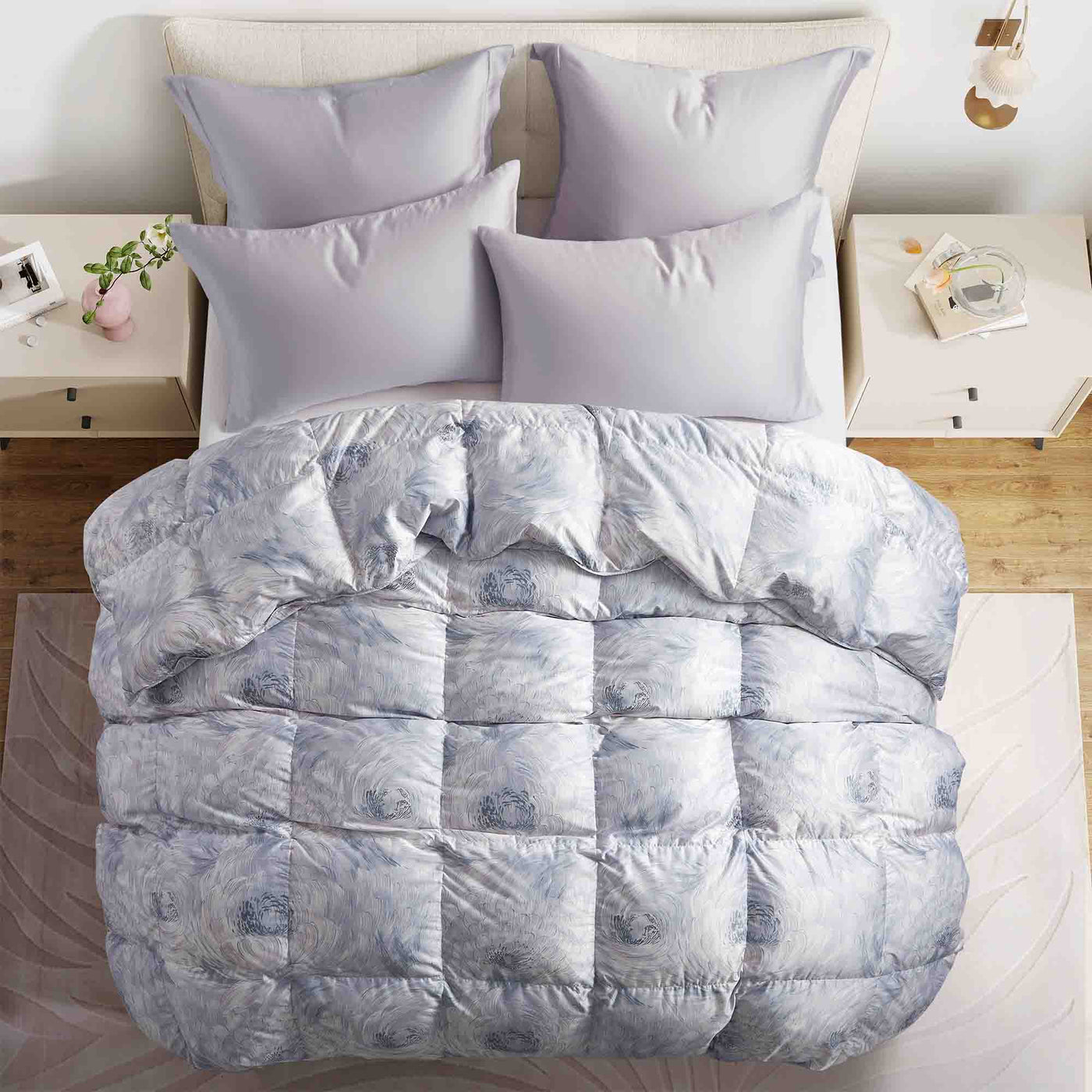 All Season Silk Covered 93% White Goose Down Comforter