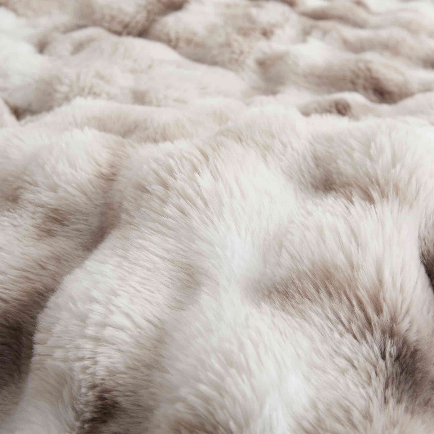 3 Piece Plush Reversible Faux Rabbit Fur Comforter Set