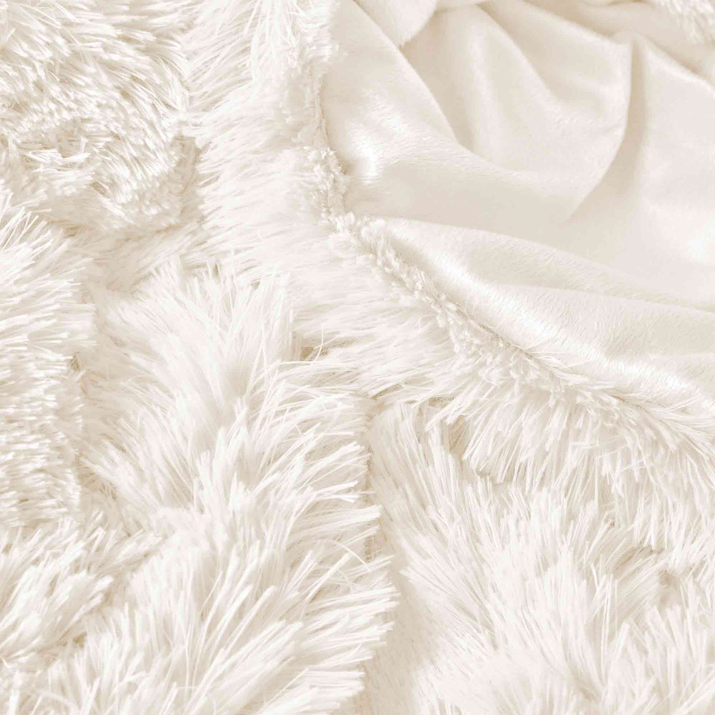 3 Piece Plush Reversible Faux Fur Comforter Set