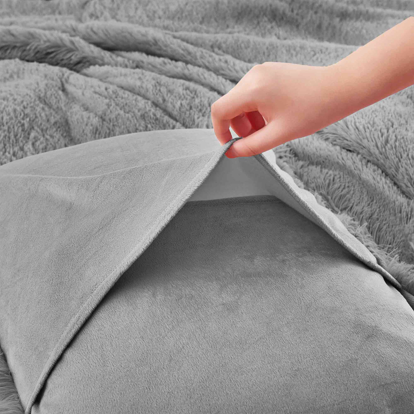 3 Piece Plush Reversible Faux Fur Comforter Set